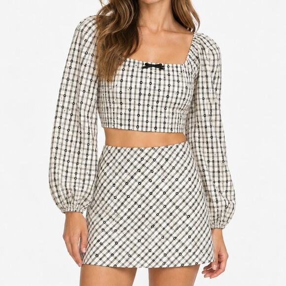 Le Lis Dresses & Skirts - NWT Le Lis Plaid Embroidered Matching Set M
